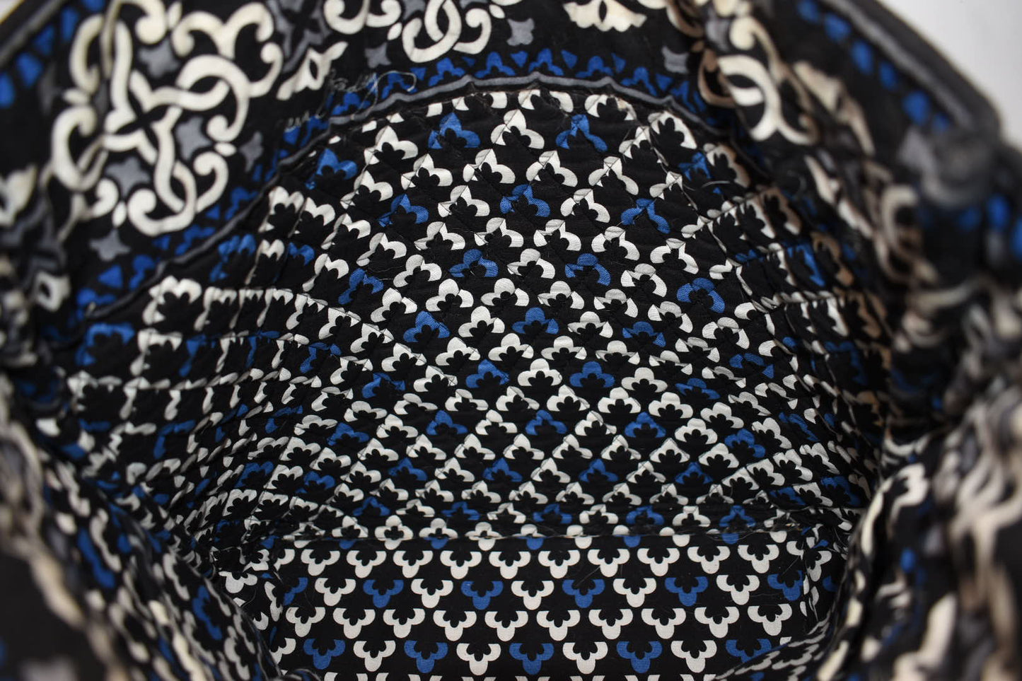 Vera Bradley Everyday Tote Bag in "Canterberry Cobalt" Pattern