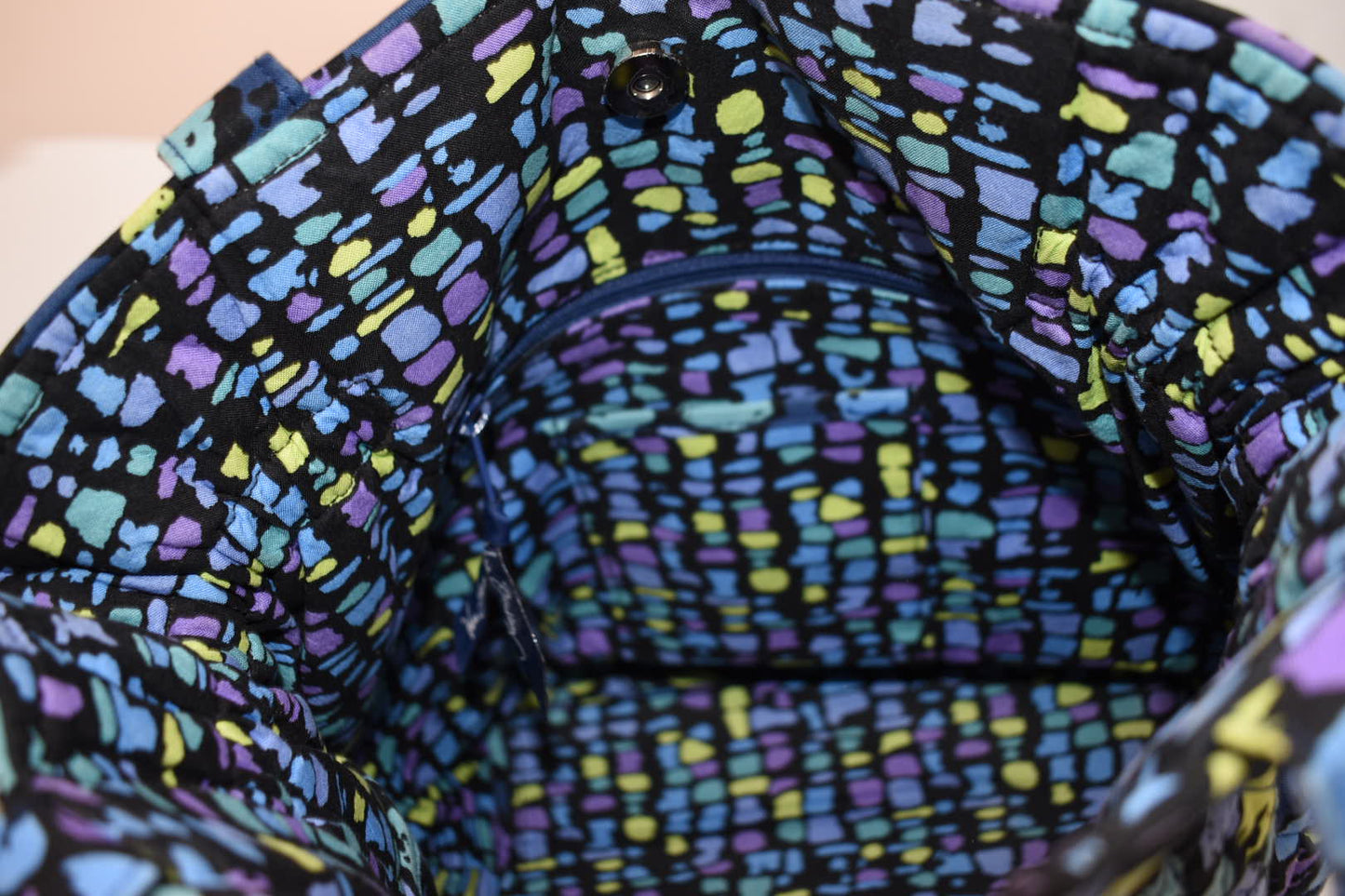 Vera Bradley Laura Large Shoulder Tote Bag in "Indigo Pop" Pattern