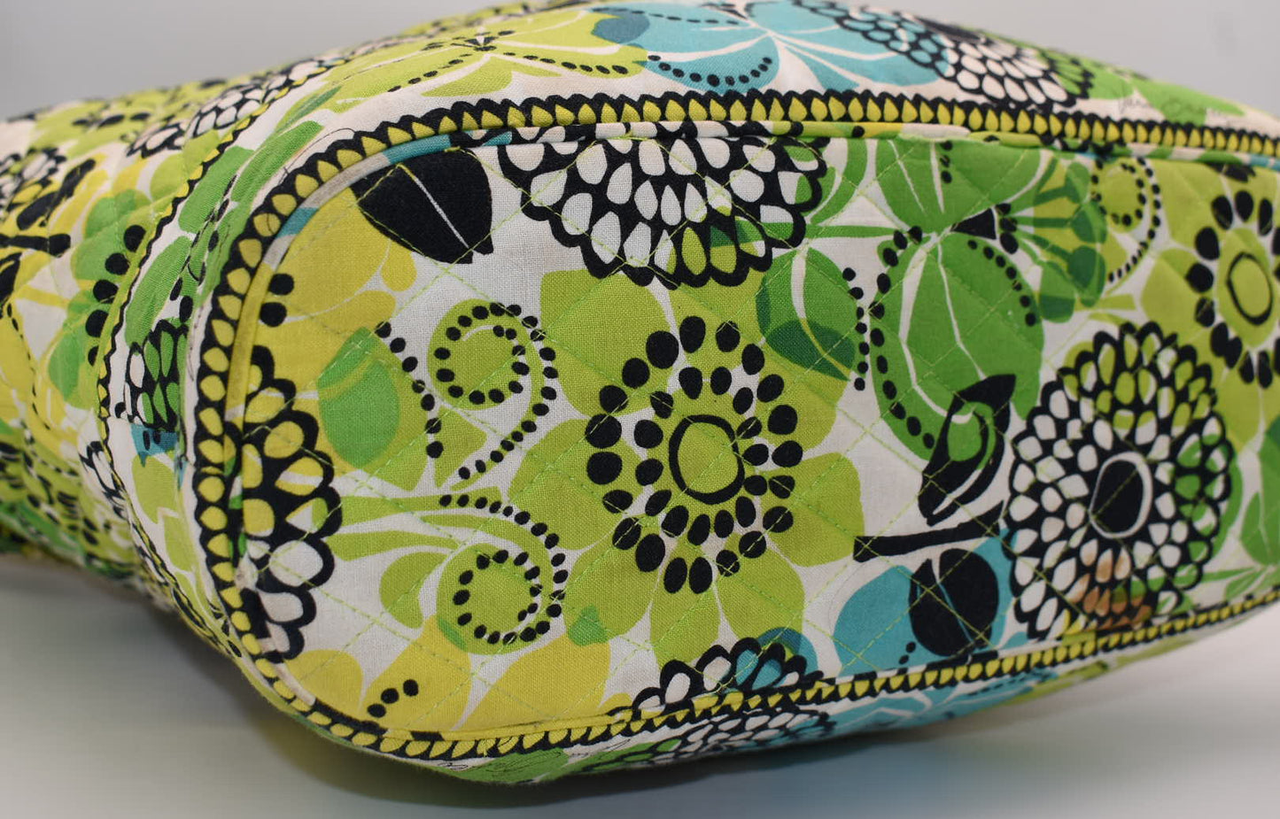 Vera Bradley "Go Around" Large Tote Bag in "Lime's Up" Pattern