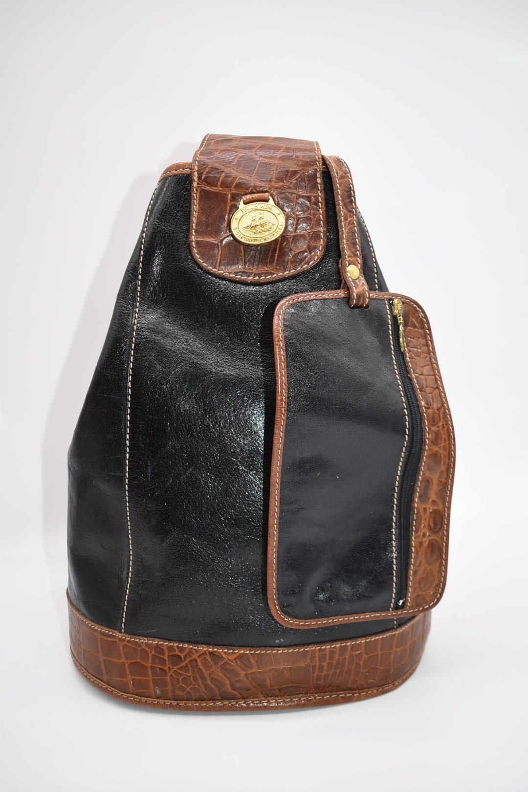 Vintage Brahmin Sling Bag in Black Tuscan