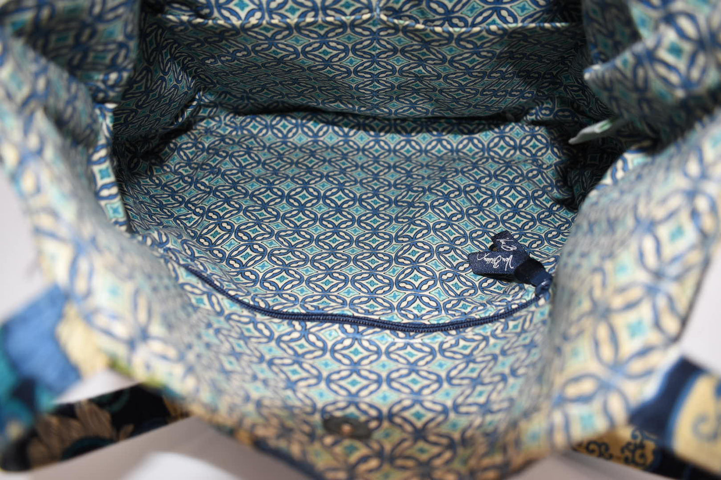 Vera Bradley Large Curvy Tote Bag & Cell Phone Case in "Mod Floral Blue" Pattern