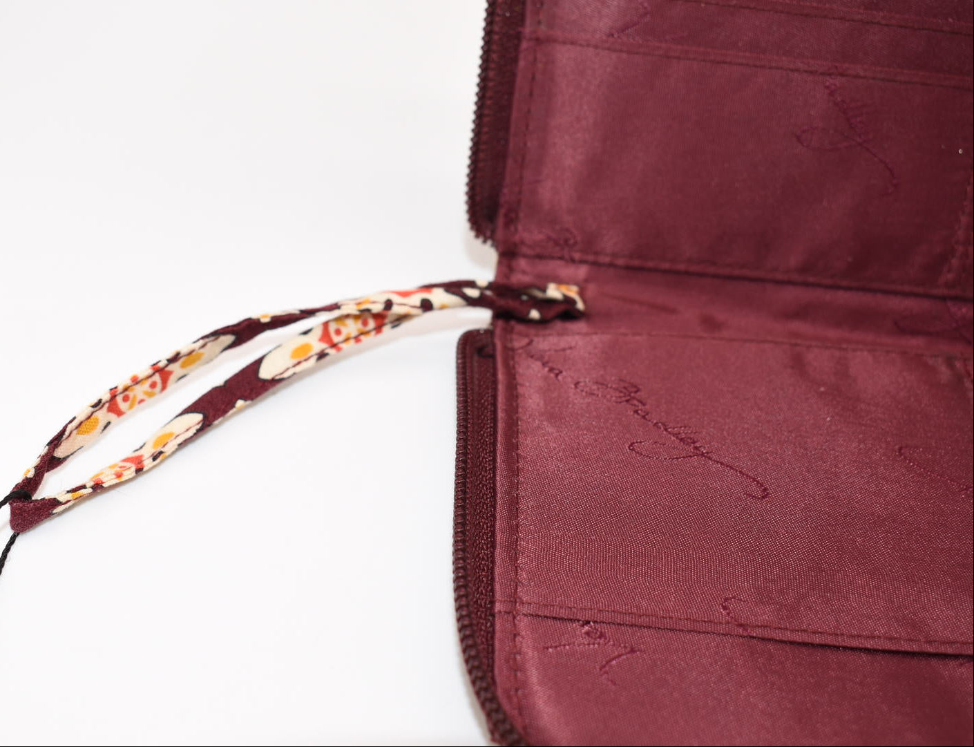 Vera Bradley Zip Around Wallet in "Medallion-2006" Pattern