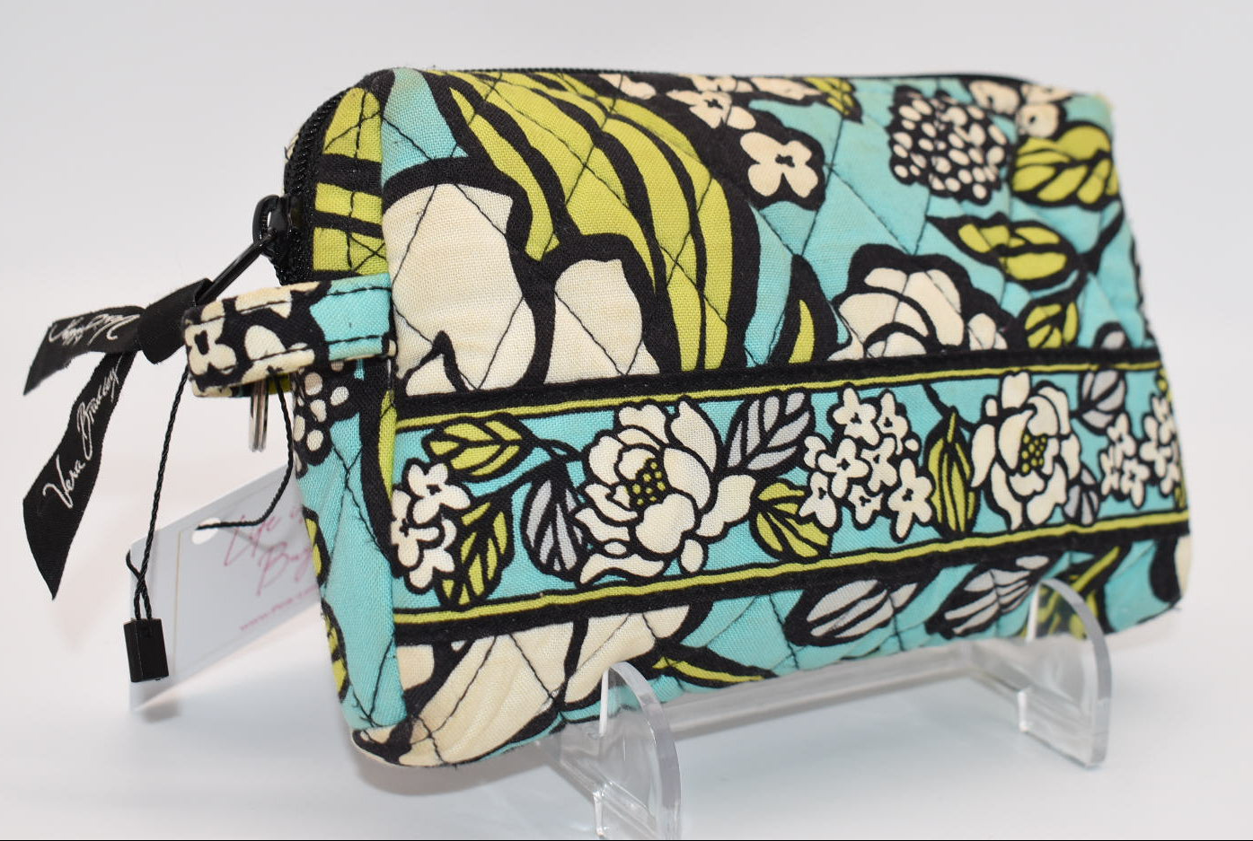 Vera Bradley Medium Cosmetic Bag in "Slate Blooms" Pattern