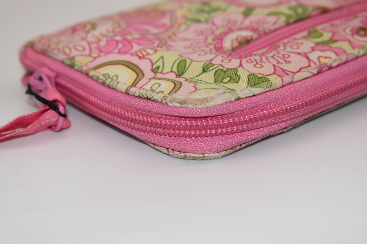Vera Bradley Personal Organizer Travel Wallet in "Petal Pink" Pattern