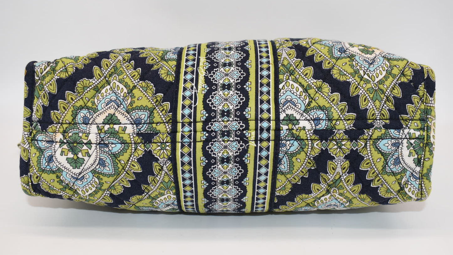 Vera Bradley Large Zip Cosmetic Bag in "Cambridge" Pattern
