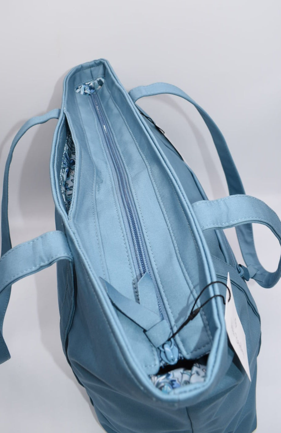 Vera Bradley Large Vera Tote Bag in "Reef Water Blue" Pattern