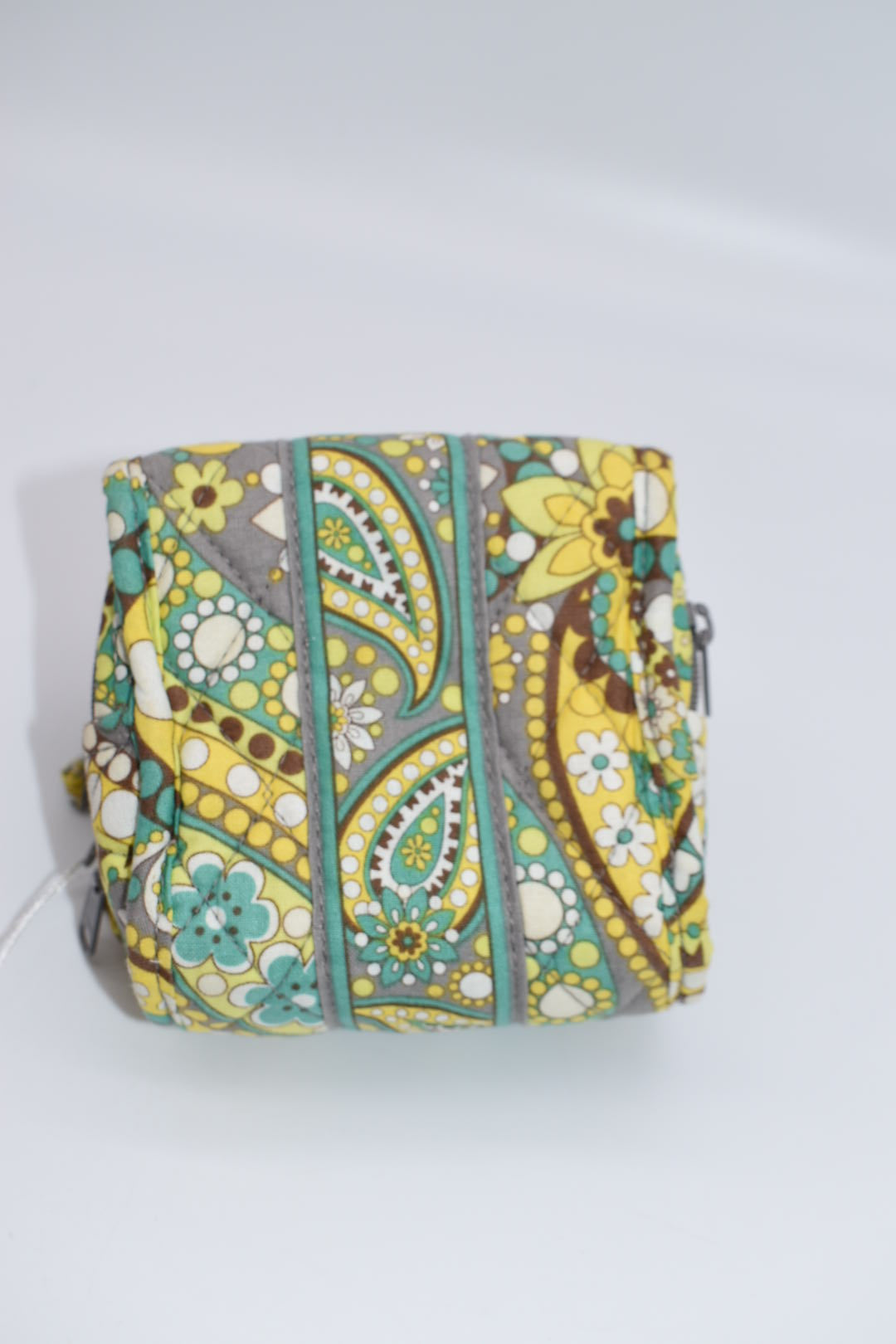 Vera Bradley Jewelry All Wrapped Up Travel Case in "Lemon Parfait" Pattern