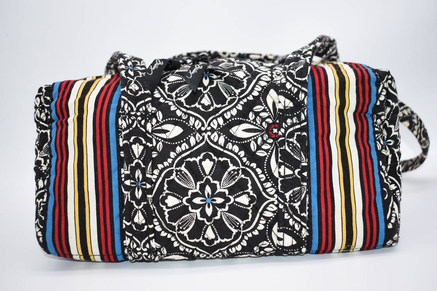 Vera Bradley 100 Handbag/ Shoulder Bag in "Barcelona" Pattern
